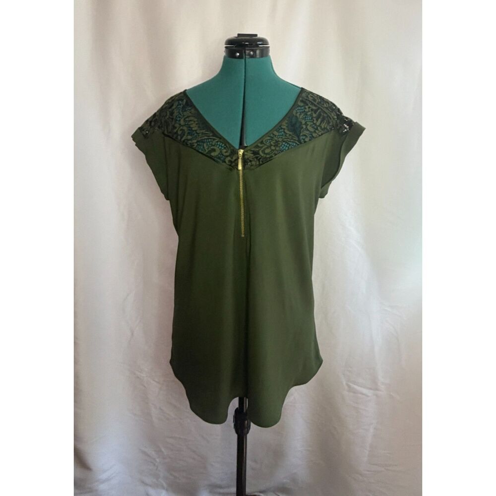 Express olive green cap sleeve lace zippered top. Size medium